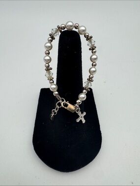 Pearl Bead Bracelet with Crystal Accents - White/Silver, Infant size